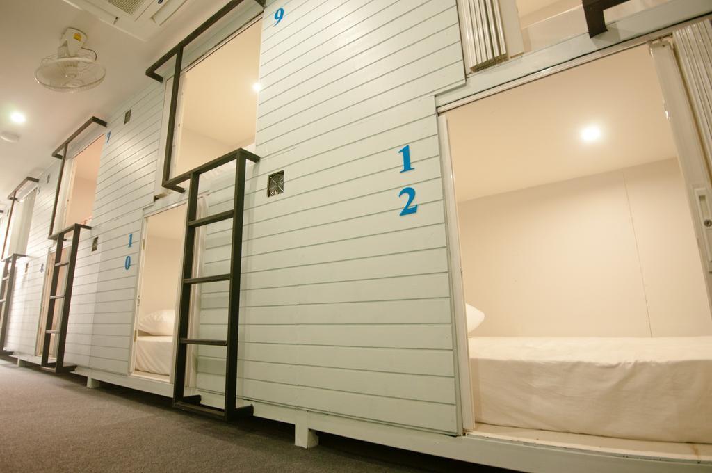 Hotel Capsule Suratthani Сурат-Тхані Екстер'єр фото