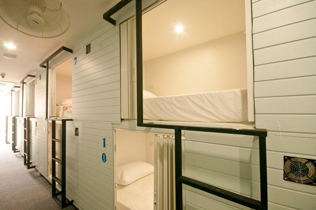 Hotel Capsule Suratthani Сурат-Тхані Екстер'єр фото