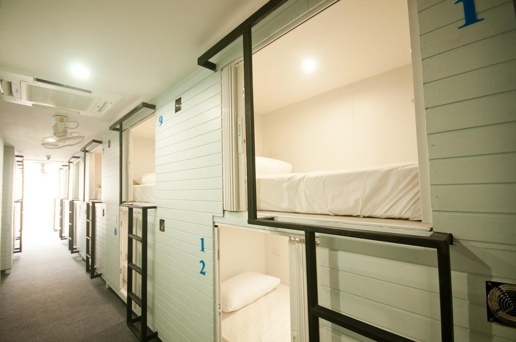 Hotel Capsule Suratthani Сурат-Тхані Екстер'єр фото