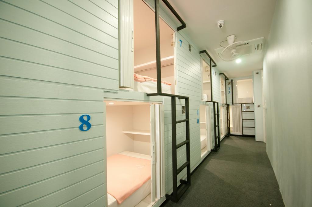 Hotel Capsule Suratthani Сурат-Тхані Екстер'єр фото