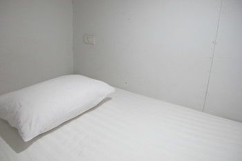 Hotel Capsule Suratthani Сурат-Тхані Екстер'єр фото